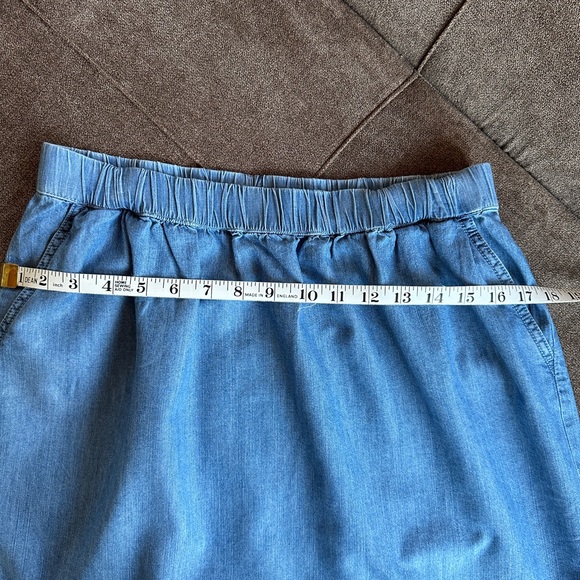 Denim Mini Skirt Size 10 - Picture 9 of 10